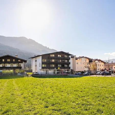 Brixen Alpin Living 3 Apartment Brixen im Thale